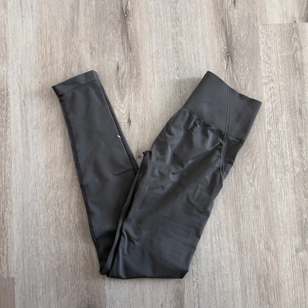 Oner Active effortless Leggings deep taupe